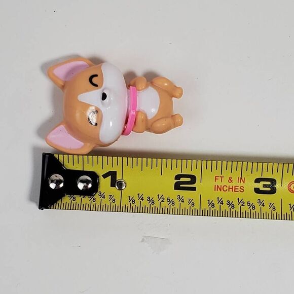 Toy Mini Figure Puppy Dog - Picture 2 of 4